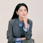 이영애 복귀작 <b>대본</b> 리딩샷