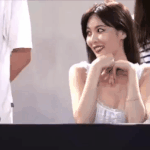 근데 현아 이던이랑 앨범 같이내고