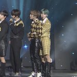 [더보이즈] <b>찬희</b> 콥이 진짜 좋아하나봐