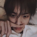 [댓글부탁해] <b>민혁</b> 침대 셀카 좀 주라