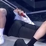 [방탄소년단] 아 <b>작년</b> 아니쥬 무대 보는데