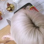 <b>정수리</b> 빽빽쓰..