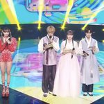 인가 엠씨들이랑 <b>리사</b> 옷 뭐냐