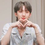 [펜타곤] 얘들아 이거 손도 <b>하트</b>인데