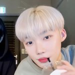 [더보이즈] <b>찬희</b> 눈 진짜 예뿌당…