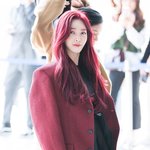 AOA <b>찬미</b> 빨간머리 이뻤는데