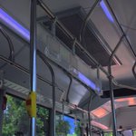 근데 왜이리 <b>돈자랑</b>을 하지