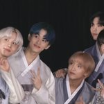 [NCT칠프] 근데애들 확실히 셀카보다 <b>남이</b>찍어준게 예뻐