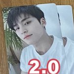[세븐틴] 얘들아 <b>이</b> 포카 각져있는거야?