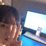 [댓글부탁해] <b>이사진</b> 뭐임? 개무서버