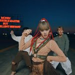 리사 <b>Money</b> 퍼포먼스 영상이 드뎌 나옴