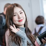 <b>세심</b>한 표정이 더욱 예쁜 女돌