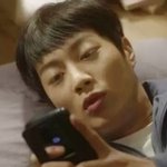 헤어진 남자가 전 여자친구에게 다시 연락하는 되는 조건 6가지