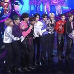 [NCT칠프] 다 큰 성인 <b>남성들</b>이 이런다는 게 웃기다