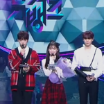 아린 키 큰 수빈이랑 <b>윤호</b> 사이에 있으니까 되게 귀엽다