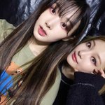 [댓글부탁해] <b>화</b>잘<b>알</b> 이거 화장 뭘까???