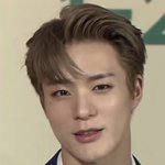 [NCT드림] 오늘 제노 ㄹㅇ 잘생겨서 모든 곳에서 <b>칭찬</b>받는중