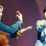 [모두드루와] 방탄 퍼투댄 <b>무대</b>할때 표정봐ㅋㅋㅋㅋㅋ