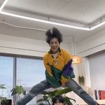 어제자 내최애 짤털하고잔다