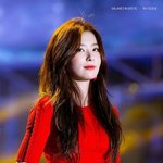 분위기에 <b>감성</b>이 깃든 아이돌