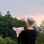 [군대] 호비 <b>진지</b>하게 고기보고 있는거야?