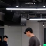 [NCT칠프] 날 <b>늑대</b>로 만드는 문태일과 빼꼼 나와있는 맠