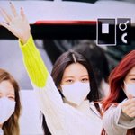 있지 유나, 출근길 런<b>웨이</b>