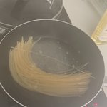 파스타 첨하는데 이정도면 1<b>인분</b>이지?