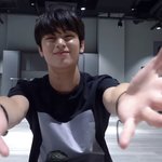 주연 <b>스</b><b>춤</b> 비하인드 봤는데