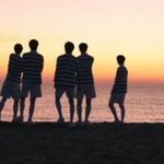 어제 죄수복이냐 마린룩이냐 팬톡에서 싸웠는데