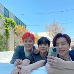 [NCT칠프] 쟈니 버블에 정우 거울샷 잇는 거 알고<b>인니</b>