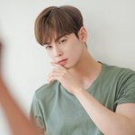 <b>범접</b> 불가 비주얼 센터 男돌!