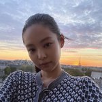 제니 <b>두상</b> 개이쁘다