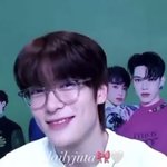 [엔터톡] 오늘자 레전드 엔시티 <b>재현</b> 얼굴