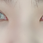 눈 뻑뻑하지 않고 이물감 없는 렌즈 추천함