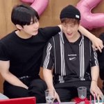 <b>주헌</b>이 왜케 쪼끄매보이냨ㅋㅋ