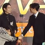 근데 왜 정국만 <b>악수</b>함?