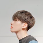 <b>백현</b>