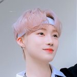 [더보이즈] 이거 뉴 <b>십자가</b> 귀걸이 정보 아는 사람ㅠㅠ