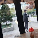 [펜타곤] 저번에 팬톡에 홍석이 <b>전동</b>휠 타는거 봣다는