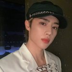 [더보이즈] 선우머리 지금은 <b>투톤</b>같은데 아예색하나로 덮을삘