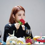 귀여우면서 섹시한 얼굴이 이런거구나