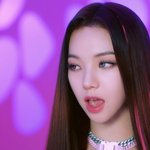 카리나 <b>오드</b>아이 렌즈 개이쁘다