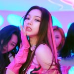 카리나 제발 <b>흑발</b>로 활동해주면 안되냐