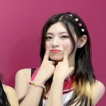 윤세은 공주님 드디어 <b>염색모</b> 날리셨다