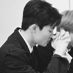 [NCT칠프] 마크 <b>기도</b>하는 사진