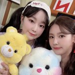 [모두드루와] 존예 졸귀 미연 슈화 <b>흐뭇</b>한 투샷
