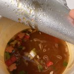 고3깅에 야식...인데 <b>폭식</b>을 곁들인