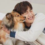 자가격리하는데 자꾸 <b>집밖</b>으로 나가는 친구