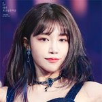 쿨한 성격으로 더 <b>매료</b>시키는 언니들